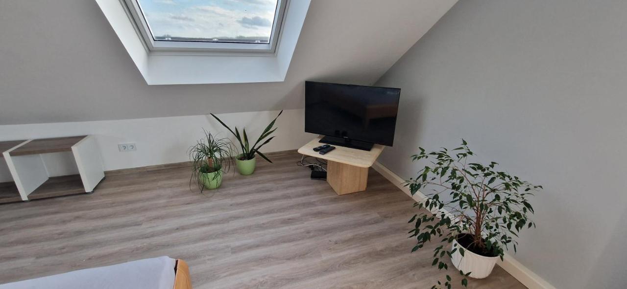 リンテルンGerburg Hausアパートメント エクステリア 写真